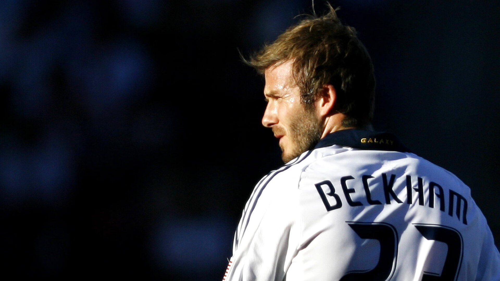 英超裁判组引入语境回溯技术提升争议判罚沟通清晰度，英超 裁判