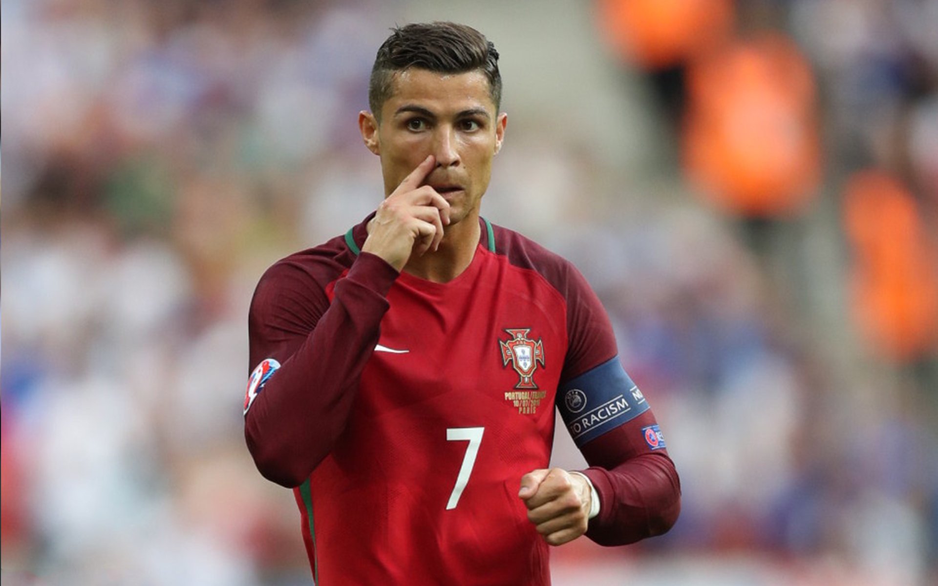 亚洲杯中国足球爆冷 球迷呼吁体系改革，中国足球队亚洲杯